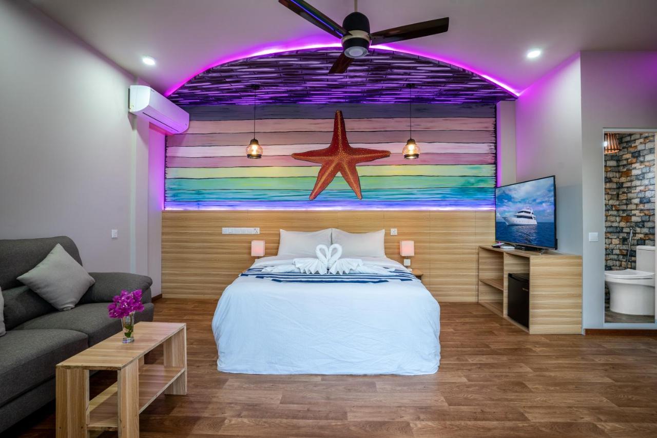 Ukulhas Villa Beach Hotel Bagian luar foto