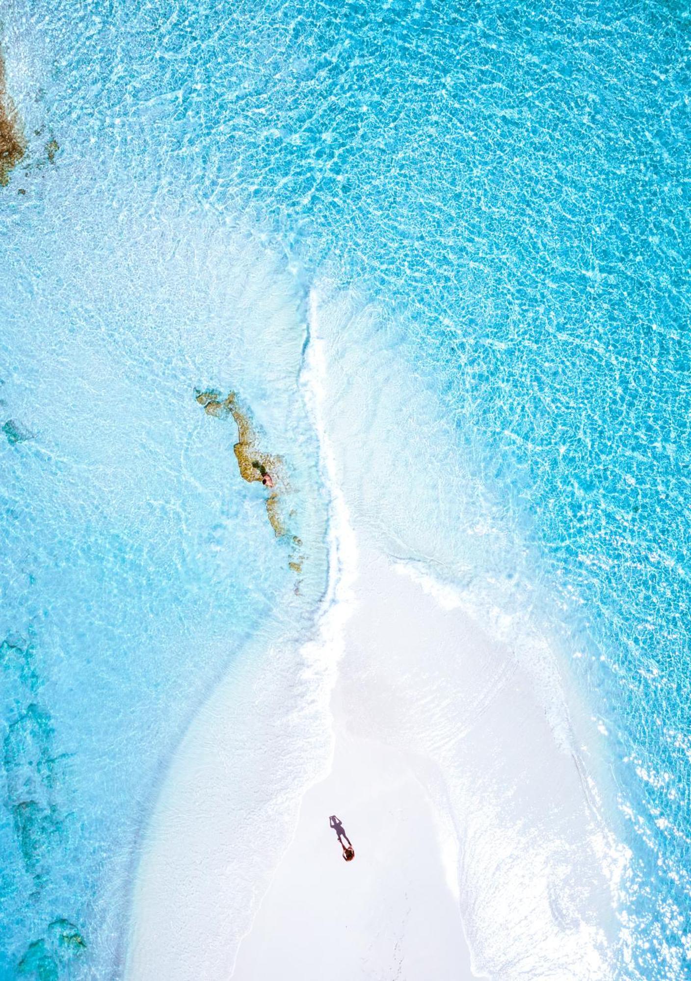 Ukulhas Villa Beach Hotel Bagian luar foto